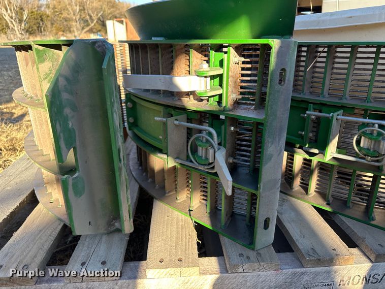 image for item DH1772 2011 John Deere 9770 STS  combine