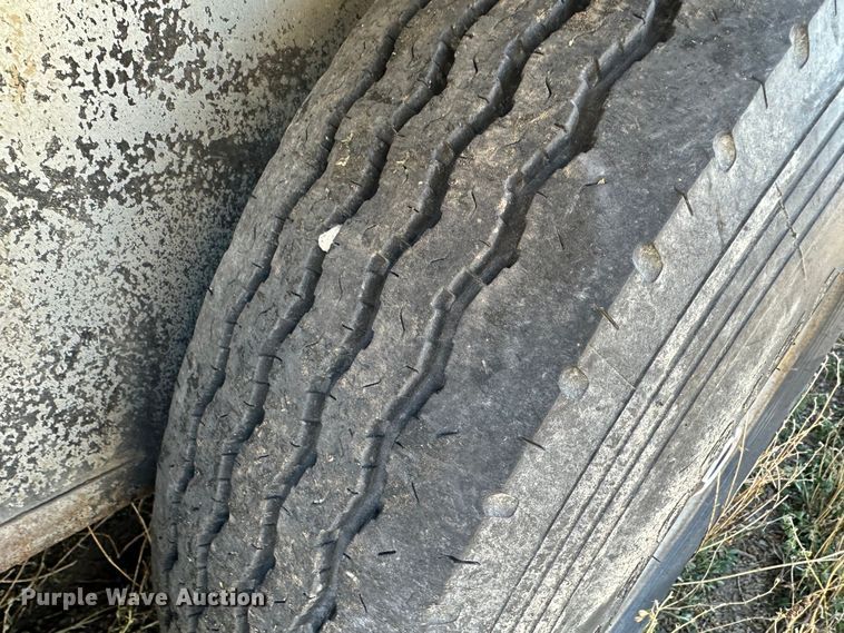 image for item DH1774 2004 Travalong Liberty  livestock trailer