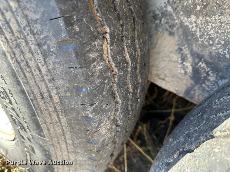 image for item DH1774 2004 Travalong Liberty  livestock trailer