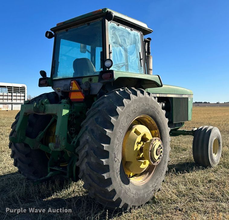 image for item DH1776 1982 John Deere 4840  tractor