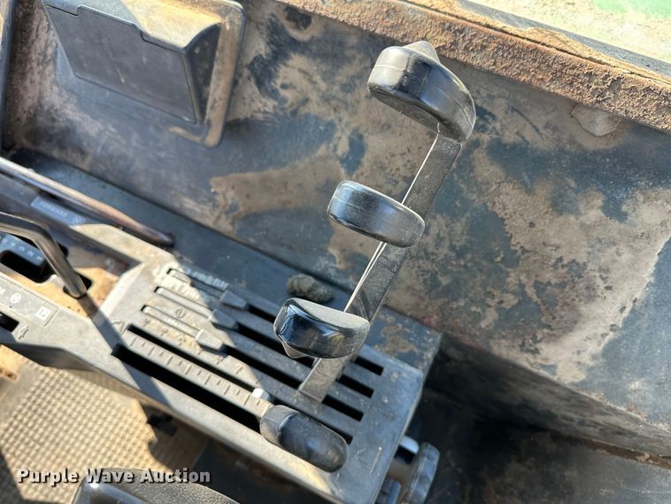 image for item DH1776 1982 John Deere 4840  tractor