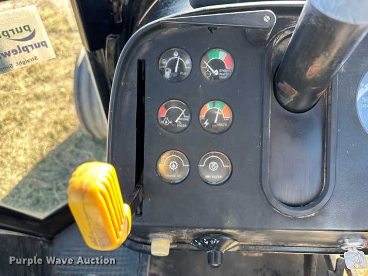 image for item DH1776 1982 John Deere 4840  tractor