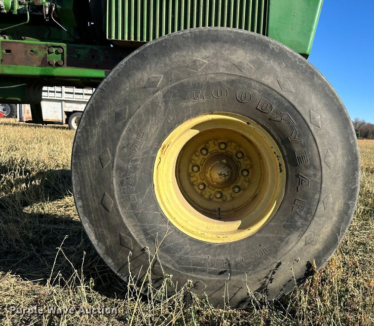 image for item DH1776 1982 John Deere 4840  tractor