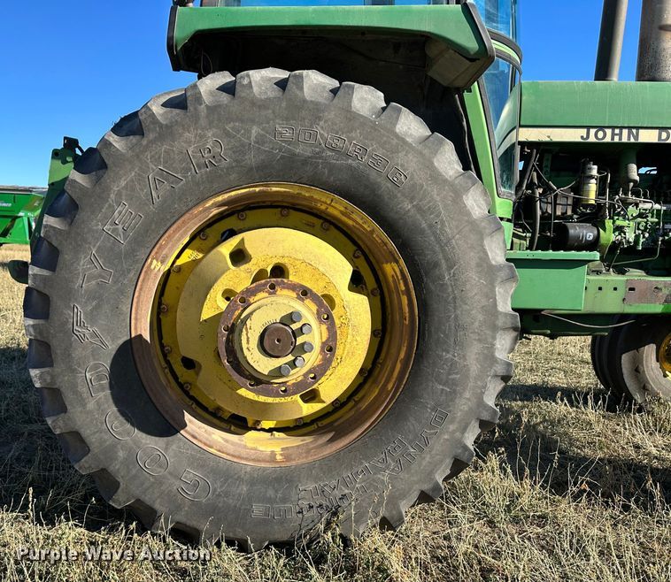 image for item DH1776 1982 John Deere 4840  tractor