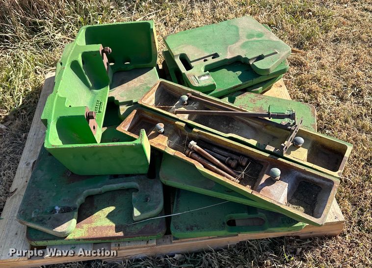 image for item DH1776 1982 John Deere 4840  tractor