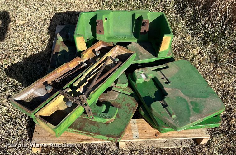 image for item DH1776 1982 John Deere 4840  tractor