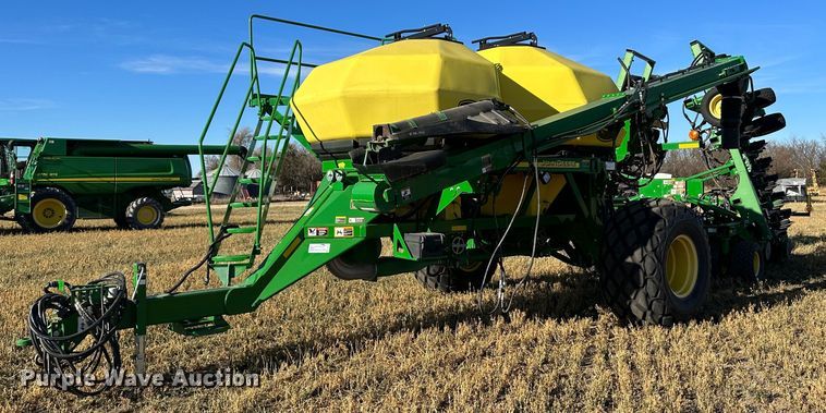 image for item DH1778 2014 John Deere 1890  air seeder
