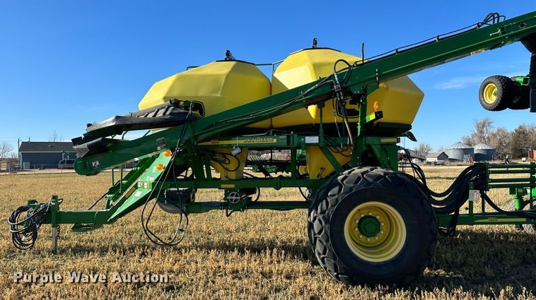 image for item DH1778 2014 John Deere 1890  air seeder