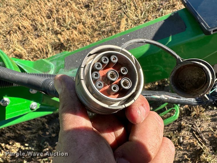 image for item DH1778 2014 John Deere 1890  air seeder