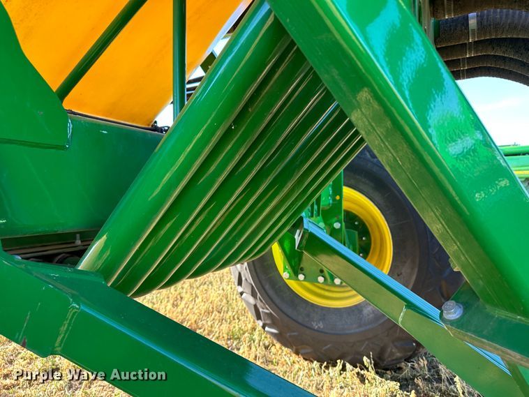 image for item DH1778 2014 John Deere 1890  air seeder