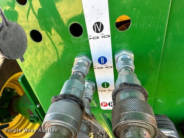 image for item DH1778 2014 John Deere 1890  air seeder