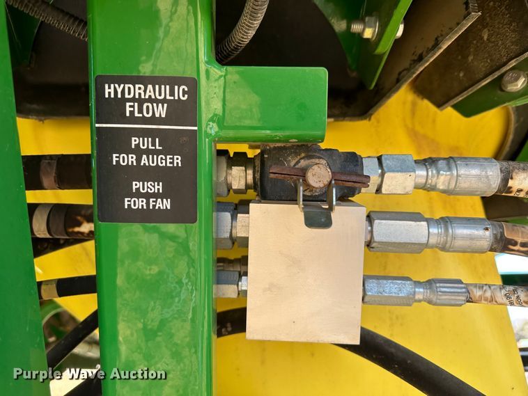 image for item DH1778 2014 John Deere 1890  air seeder