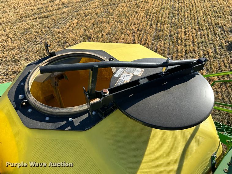 image for item DH1778 2014 John Deere 1890  air seeder