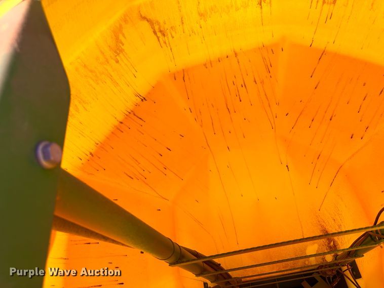 image for item DH1778 2014 John Deere 1890  air seeder