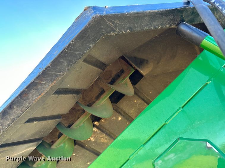 image for item DH1778 2014 John Deere 1890  air seeder