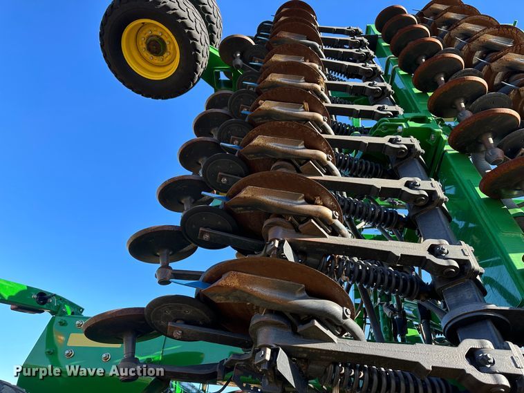 image for item DH1778 2014 John Deere 1890  air seeder