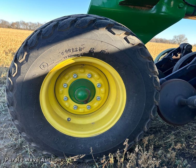 image for item DH1778 2014 John Deere 1890  air seeder