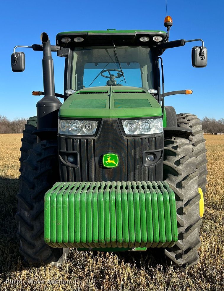 image for item DH1779 2011 John Deere 8285R  MFWD tractor