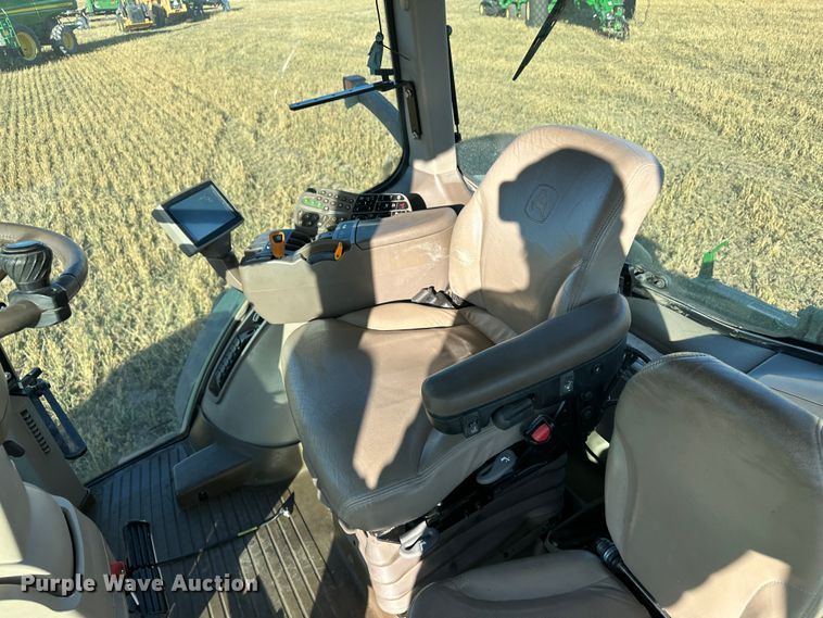 image for item DH1779 2011 John Deere 8285R  MFWD tractor