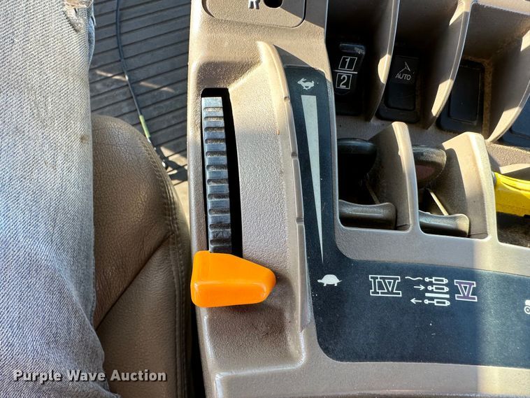 image for item DH1779 2011 John Deere 8285R  MFWD tractor