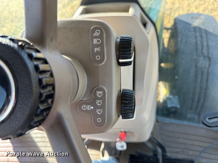 image for item DH1779 2011 John Deere 8285R  MFWD tractor