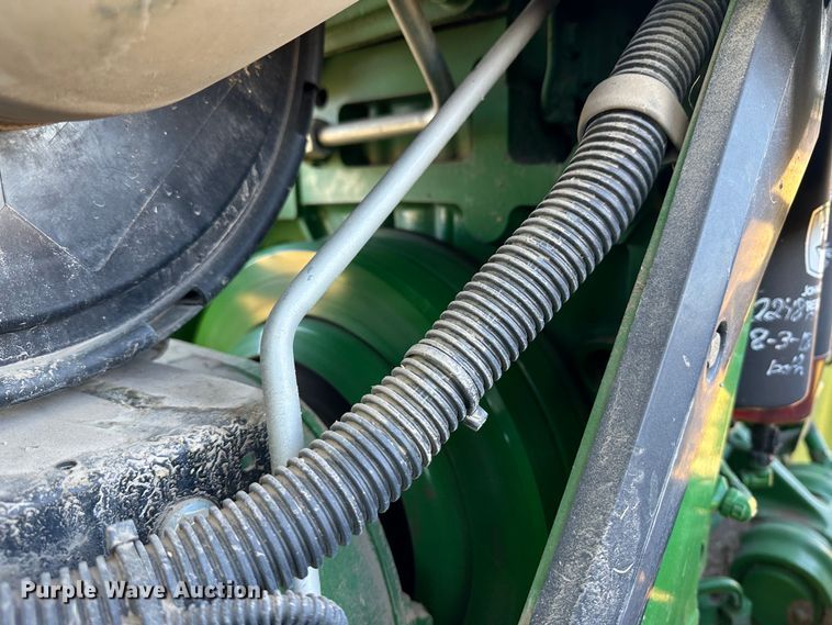 image for item DH1779 2011 John Deere 8285R  MFWD tractor