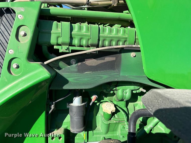 image for item DH1779 2011 John Deere 8285R  MFWD tractor