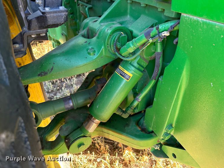 image for item DH1779 2011 John Deere 8285R  MFWD tractor