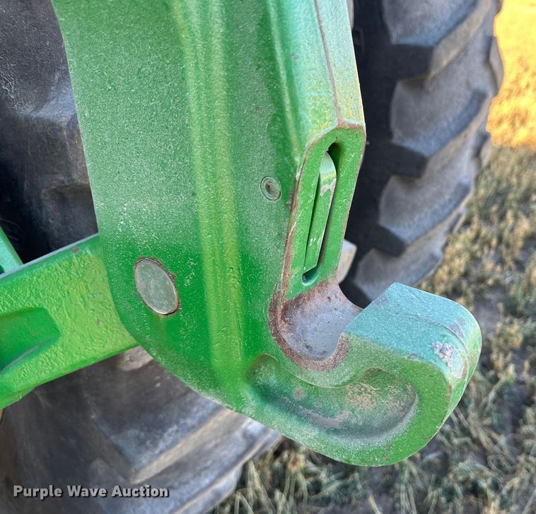 image for item DH1779 2011 John Deere 8285R  MFWD tractor