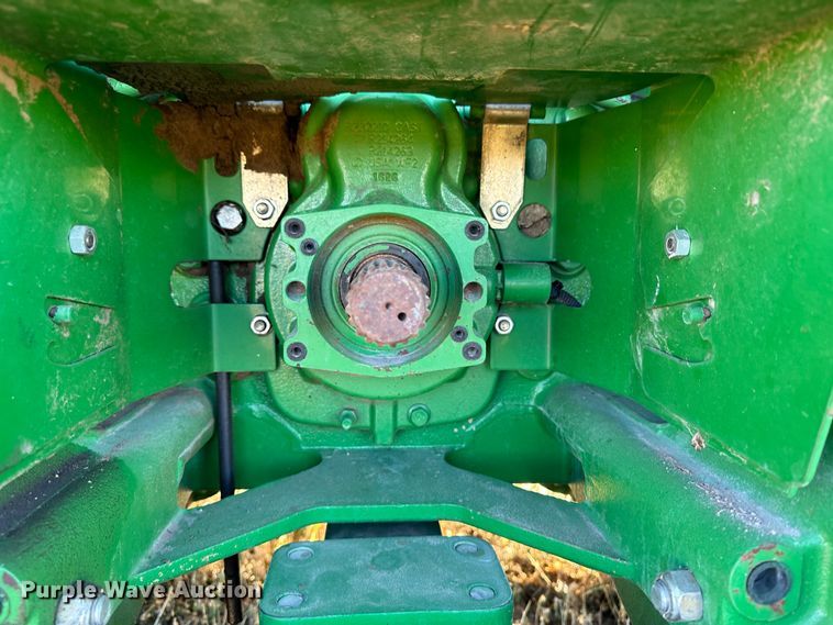 image for item DH1779 2011 John Deere 8285R  MFWD tractor
