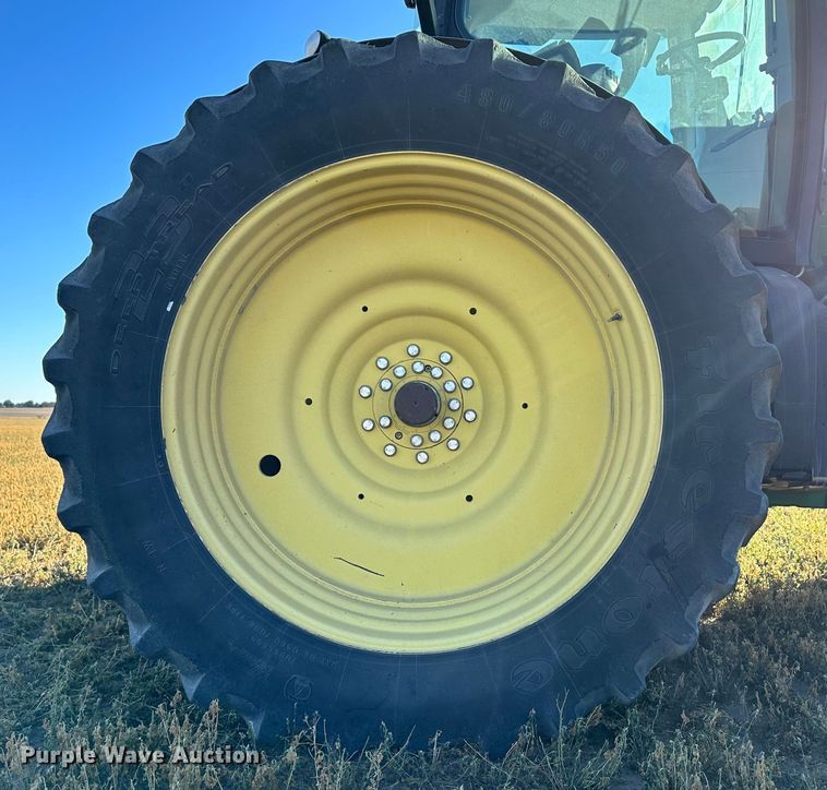 image for item DH1779 2011 John Deere 8285R  MFWD tractor