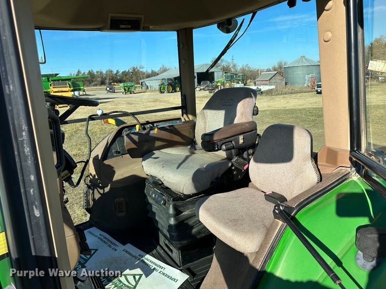 image for item DH1791 2005 John Deere 8420  MFWD tractor