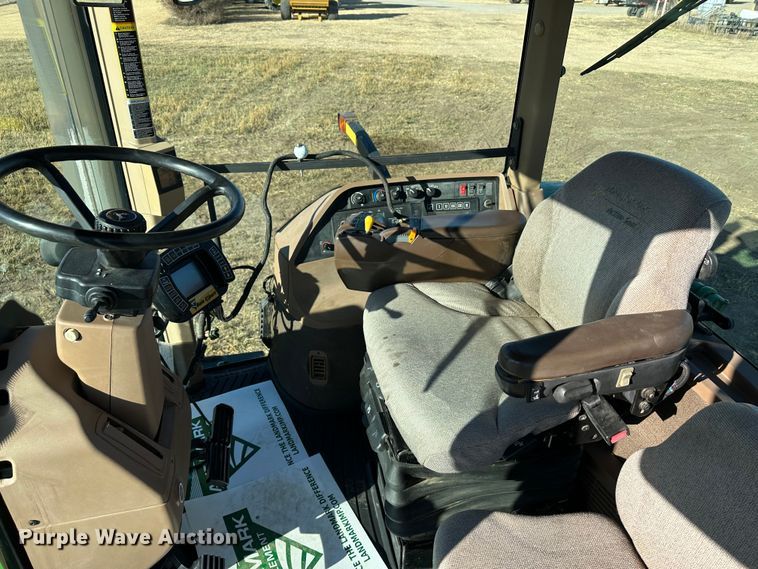 image for item DH1791 2005 John Deere 8420  MFWD tractor