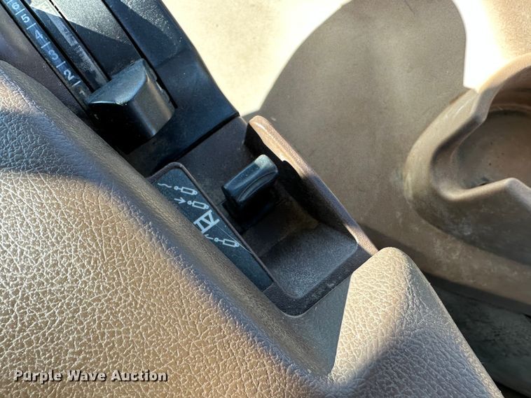 image for item DH1791 2005 John Deere 8420  MFWD tractor