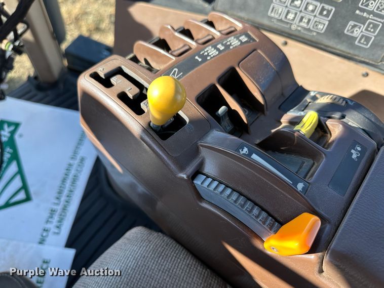 image for item DH1791 2005 John Deere 8420  MFWD tractor