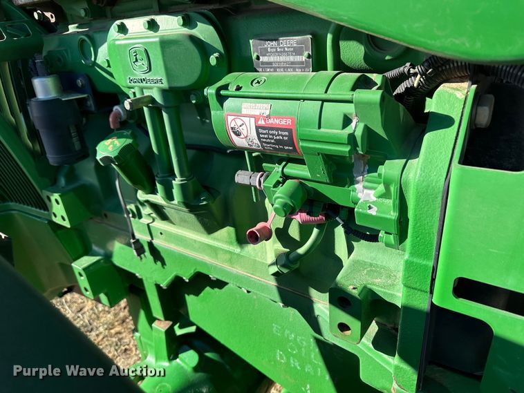 image for item DH1791 2005 John Deere 8420  MFWD tractor