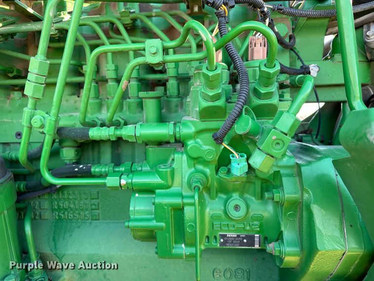 image for item DH1791 2005 John Deere 8420  MFWD tractor