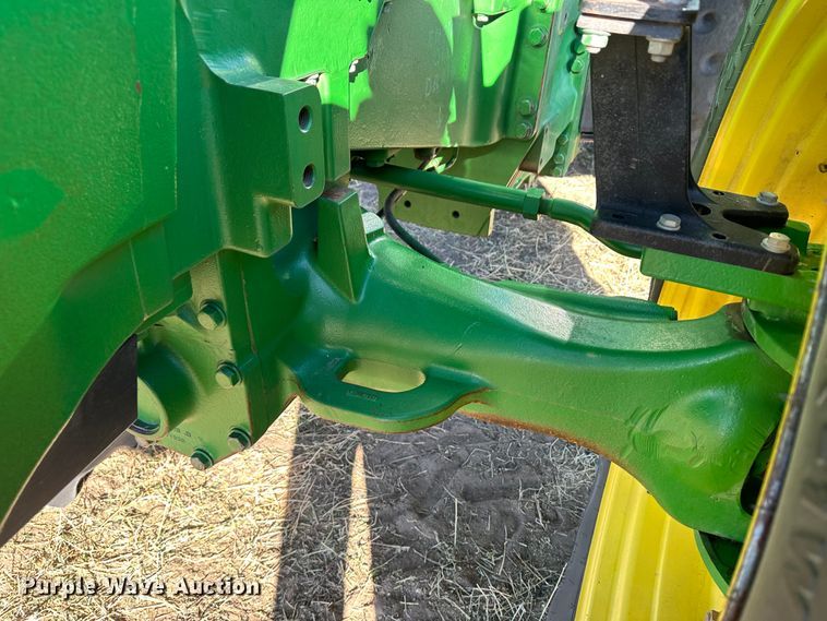 image for item DH1791 2005 John Deere 8420  MFWD tractor