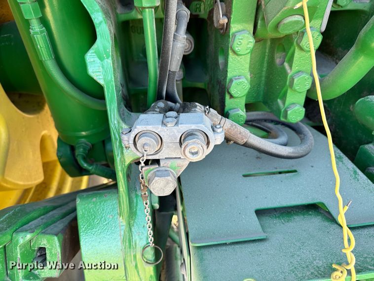 image for item DH1791 2005 John Deere 8420  MFWD tractor