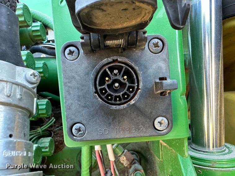 image for item DH1791 2005 John Deere 8420  MFWD tractor