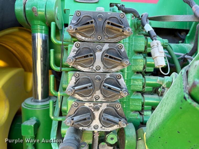 image for item DH1791 2005 John Deere 8420  MFWD tractor