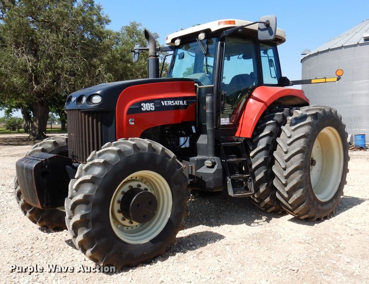 image for item DJ0817 2012 Versatile 305  MFWD tractor