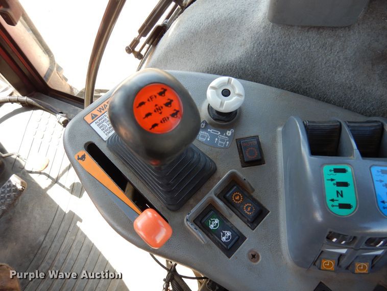 image for item DJ0817 2012 Versatile 305  MFWD tractor