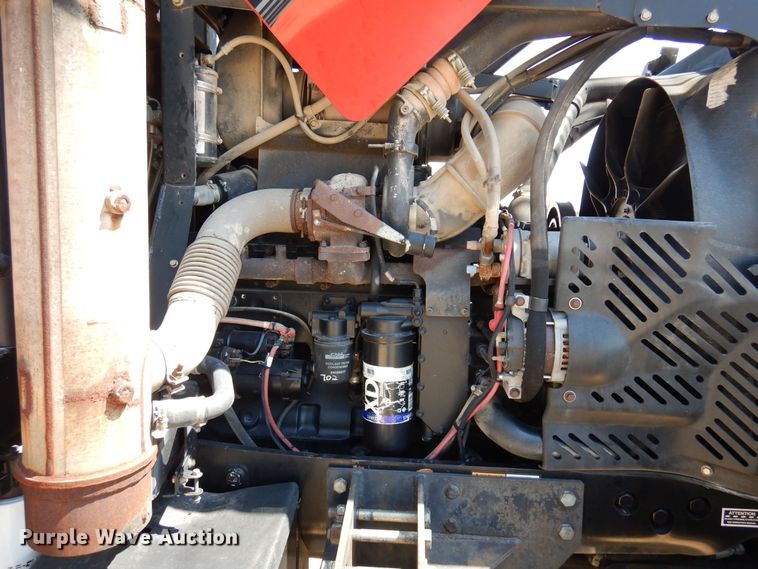 image for item DJ0817 2012 Versatile 305  MFWD tractor