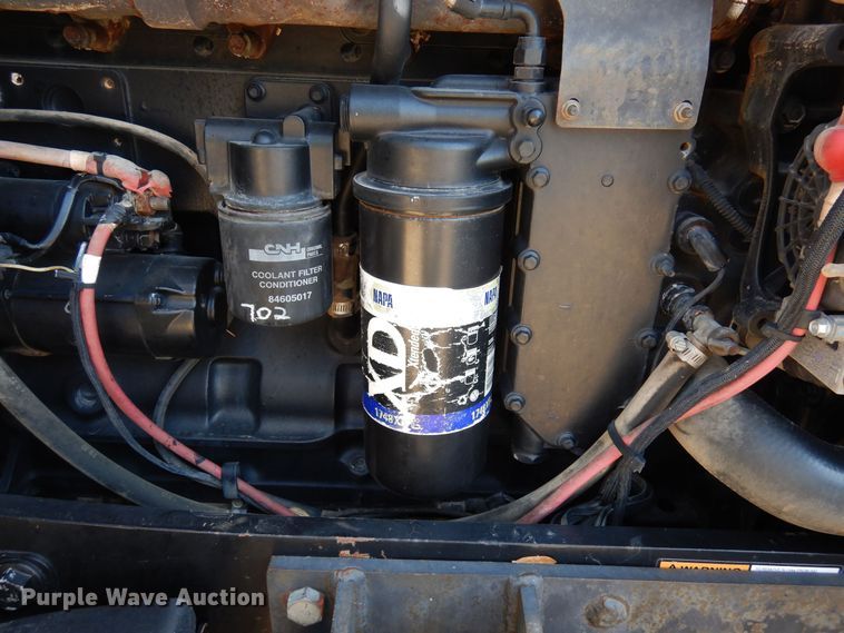 image for item DJ0817 2012 Versatile 305  MFWD tractor