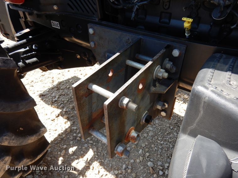 image for item DJ0817 2012 Versatile 305  MFWD tractor