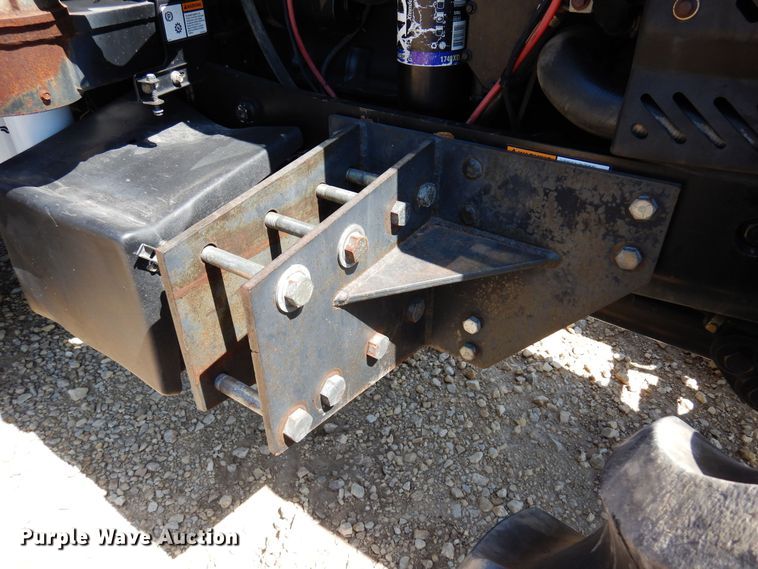 image for item DJ0817 2012 Versatile 305  MFWD tractor