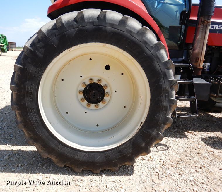 image for item DJ0817 2012 Versatile 305  MFWD tractor