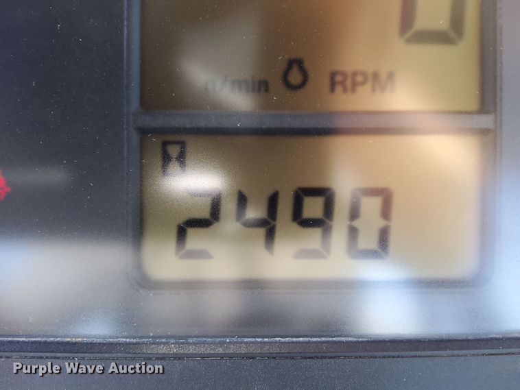 image for item DJ0817 2012 Versatile 305  MFWD tractor