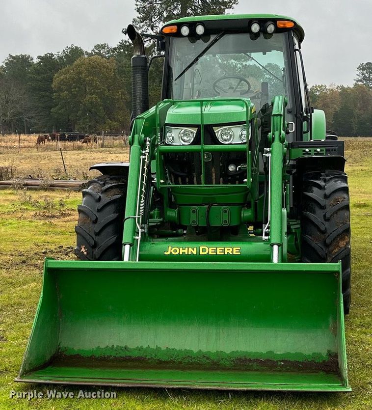 image for item DK0391 2013 John Deere 6125M  MFWD tractor